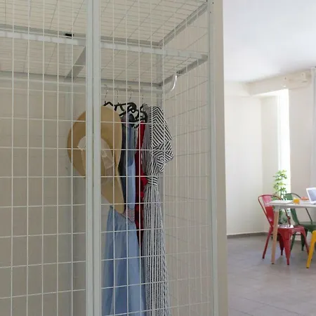 Bright Modern Loft Daire